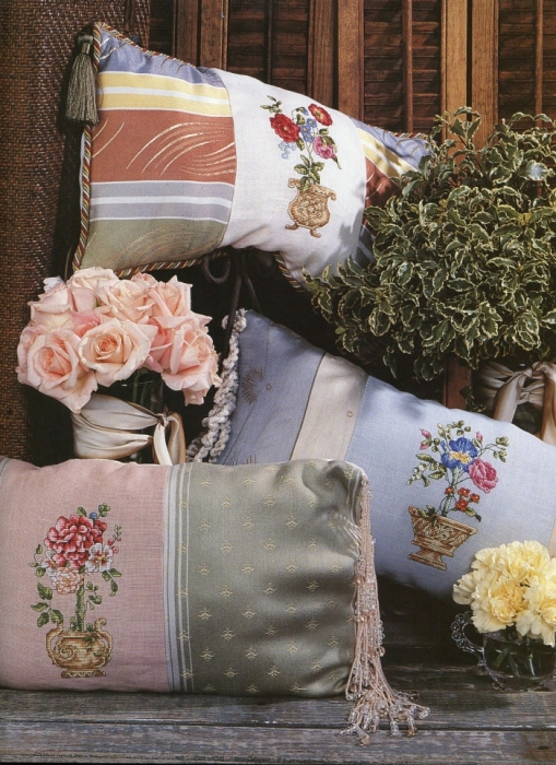 Отличный журнал вышивки Marie Barber - Cross-Stitch Florals (53) (509x700, 310Kb)