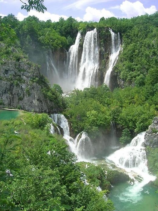 1324896143_plitvice4-0 (520x694, 124Kb)