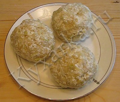 Кабускаджын (осетинский пирог с капустой и сыром) (6) (400x341, 29Kb)