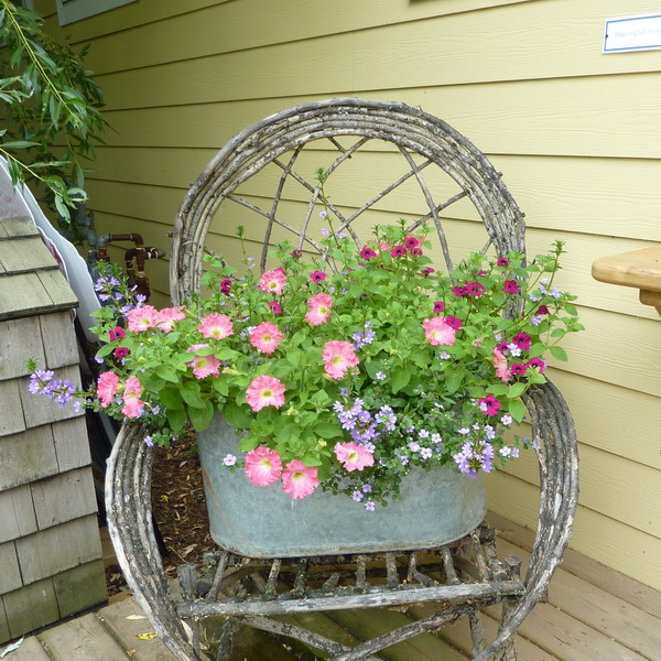 flowers-on-chairs-decorating5 (600x600, 167Kb)
