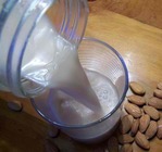 Молоко с дегтем от кашля рецепт thumbnail