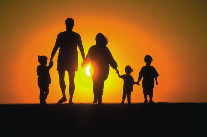 3869930_bigfamily (700x464, 144Kb)