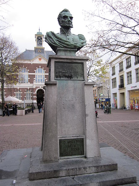 4000579_450pxApeldoorn_Willem_I (450x600, 69Kb)