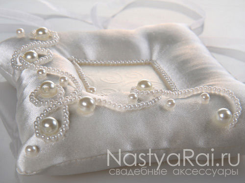 Свадебная подушечка для колец своими руками, варианты дизайна