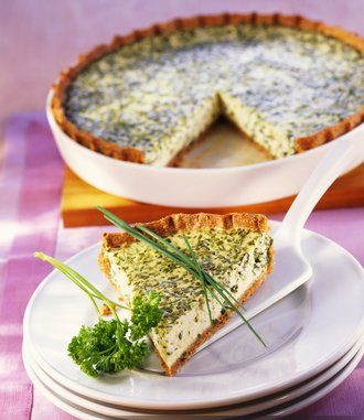 87286675_pirog_iz_petrushki_s_syrom (330x381, 28Kb)
