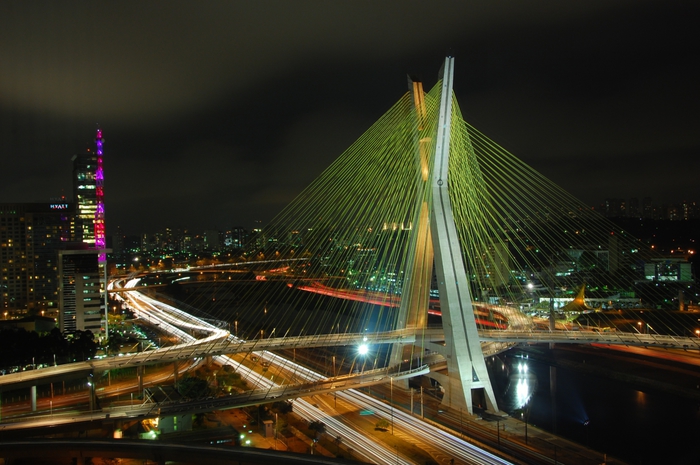 2834233_ponte_estaiada_octavio_frias__sao_paulo (700x465, 242Kb)