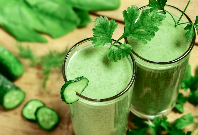 Tropical_Green_Smoothie1 (690x470, 344Kb)