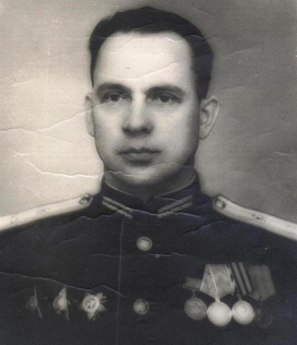 AVBozhev_portret_1947_g (602x700, 42Kb)