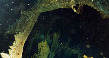 titanic_underwater_ufo (375x200, 78Kb)