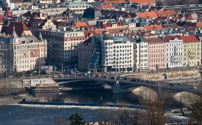 Dancing House (4) (700x434, 203Kb)