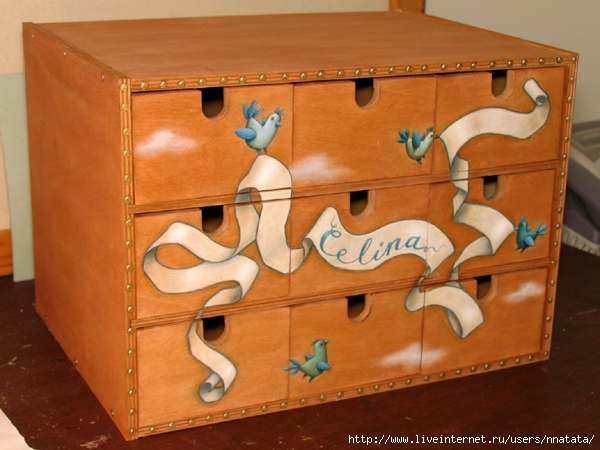 2740989_makeup-chest-fira-from-ikea-decoupage2 (600x450, 181Kb)