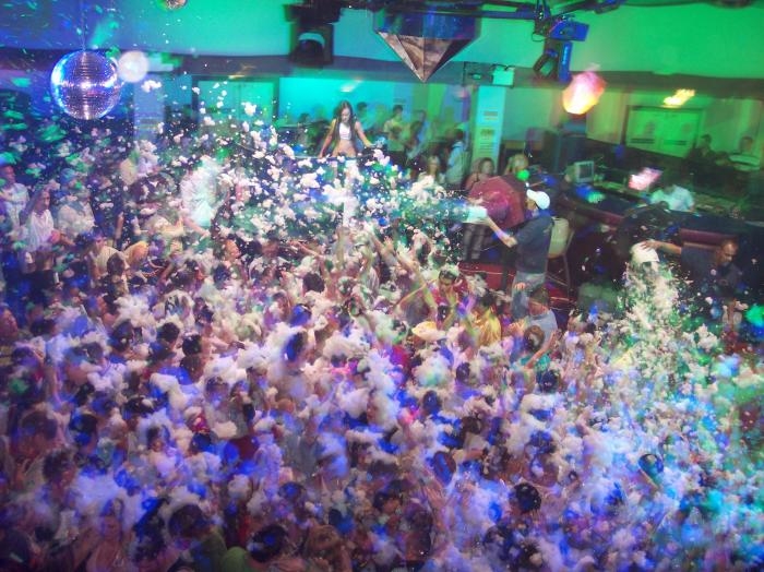 Lloret de Mar Foam Party (700x524, 250Kb)