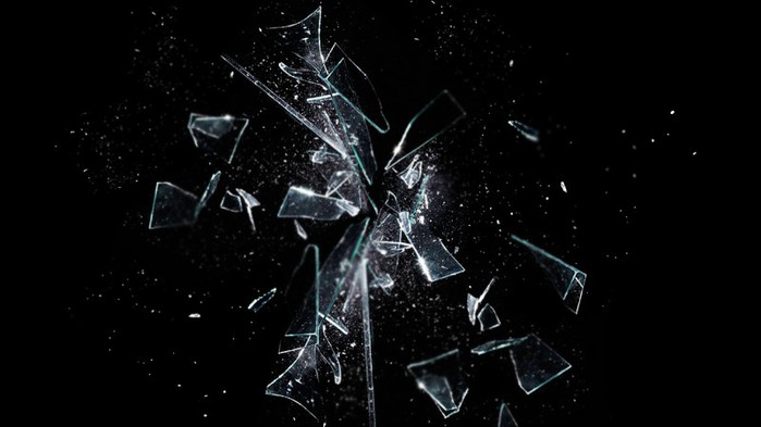 SmashedGlass (700x393, 47Kb)