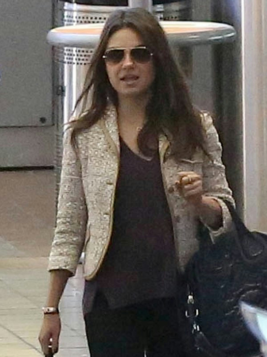 ashton-mila-lax-30sept13-06 (525x700, 287Kb)