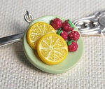  Lemon_and_Raspberries_by_Madizzo (580x492, 269Kb)
