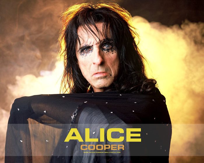 1314121599_alice_cooper_mediaboom.org (700x560, 63Kb)