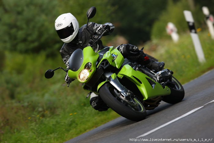 BMW_K1300R (1) (700x466, 223Kb)