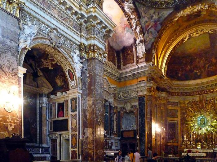 5402287_santa_maria_della_vittoria_rome_03_1_ (700x525, 85Kb)