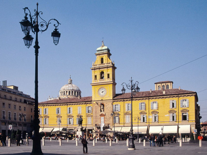 __-City_Parma_Italy-3 (700x525, 132Kb)