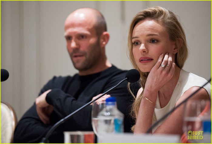 kate-bosworth-james-franco-homefront-press-conference-06 (700x477, 197Kb)