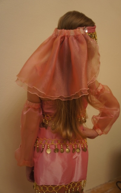 Как сшить детский костюм восточной красавицы: описание, интересные идеи и рекомендации