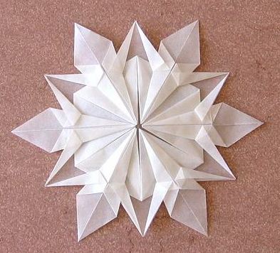 5449506_origaminovomugodusnezhinki1 (393x356, 40Kb)