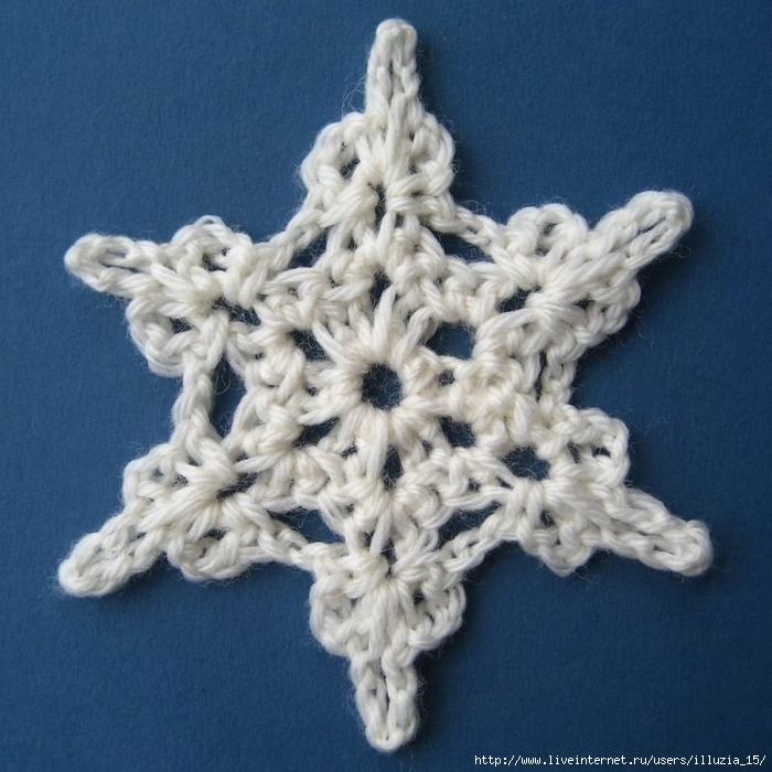 Snowflakes2 (700x700, 303Kb)