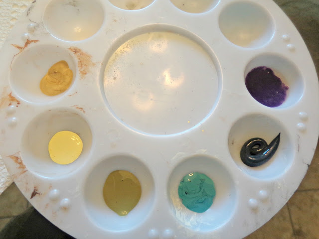 glue.earrings.paint colors (640x480, 47Kb)