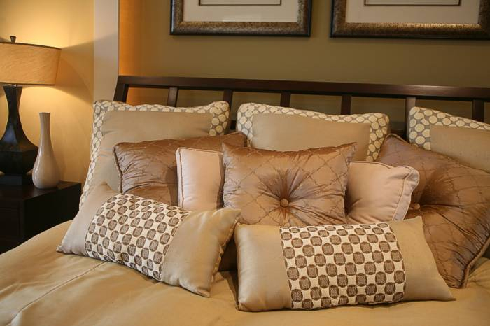 decorative_pillows_cushions (700x466, 219Kb)