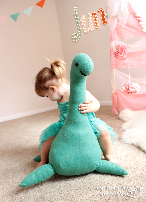 Loch Ness Monster Stuffed Animal Tutorial & Pattern 10 (504x700, 524Kb)