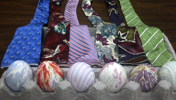 DIY-Easter-crafts-silk-dyed-eggs-patterns (600x343, 123Kb)
