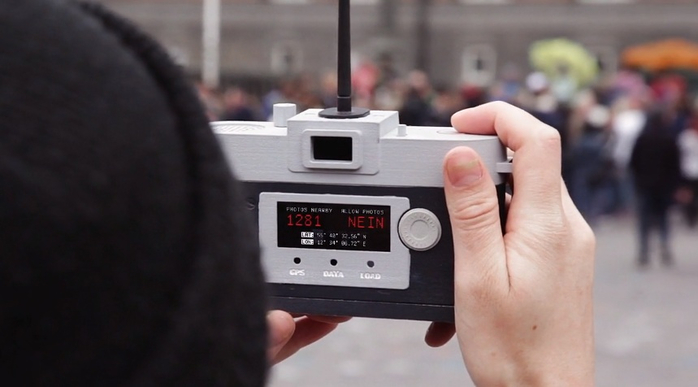 фотоаппарат Camera Restricta 3 (700x387, 184Kb)