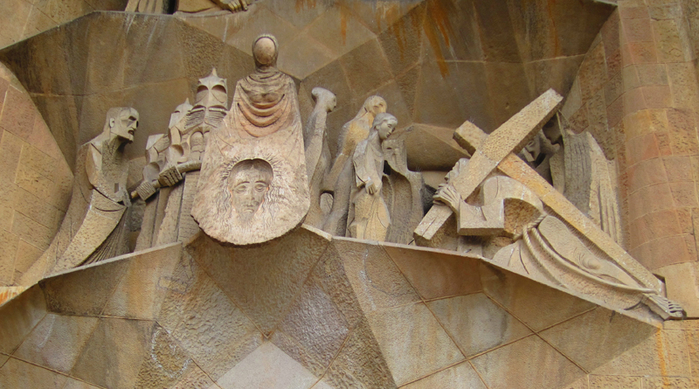 Sagrada-Familia77 (700x389, 359Kb)