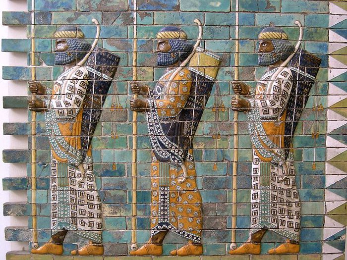 800px-Persian_warriors_from_Berlin_Museum (700x525, 128Kb)