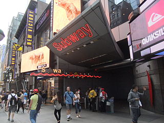 320px-Times_Square-42nd_Street_Entrance (320x240, 23Kb)