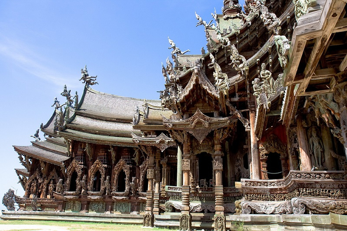 Храм-истины-в-Паттайе-Тайланд-2 (700x466, 443Kb)