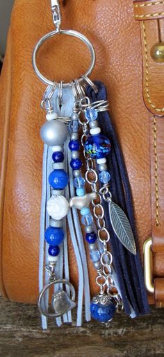6226115_298a33fe9801c17a44bed988790152bbbleumarineglassceramic (236x515, 32Kb)