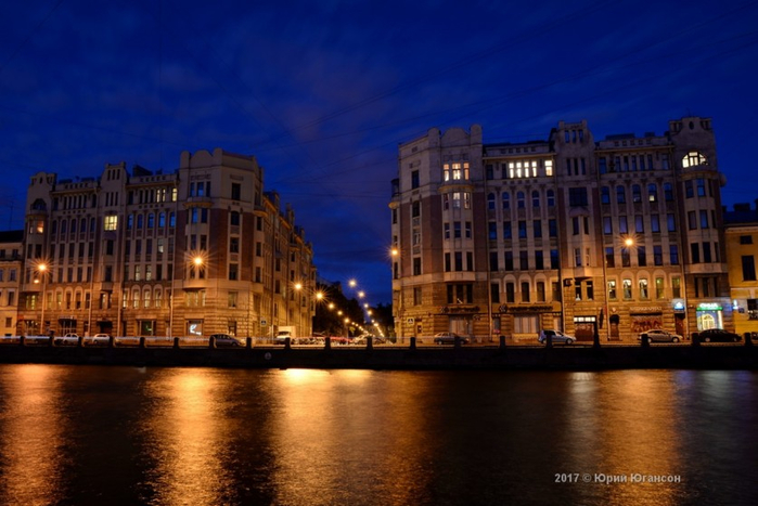The-Night-Lights-Of-Petersburg-06 (700x467, 325Kb)