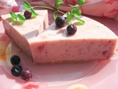 desert-iz-zamorozhennyx-yagod-jogurta-zhelatina (400x300, 22Kb)