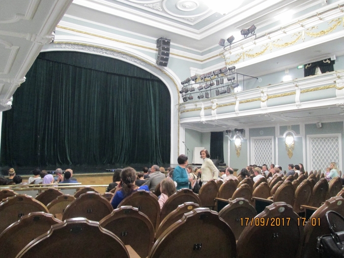 Театр мастерская основная сцена фото зала