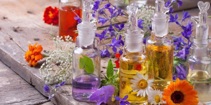 o-ESSENTIAL-OIL-BENEFITS-facebook (700x350, 97Kb)