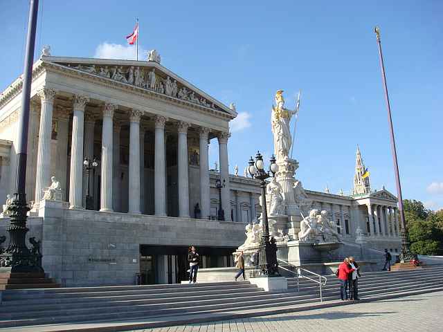 Parlament-Wien (900x700, 32Kb)