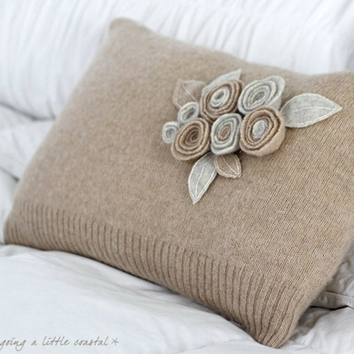 6226115_recycledsweaterpillowsdecorating15 (500x500, 67Kb)