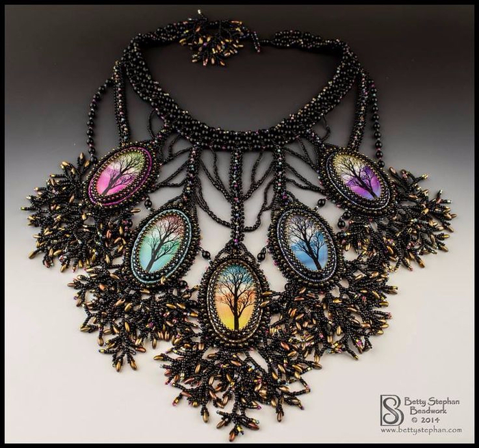 7252679aecb9ef6e80bba3f33db08e75--bead-embroidery-jewelry-bead-necklaces (700x655, 441Kb)