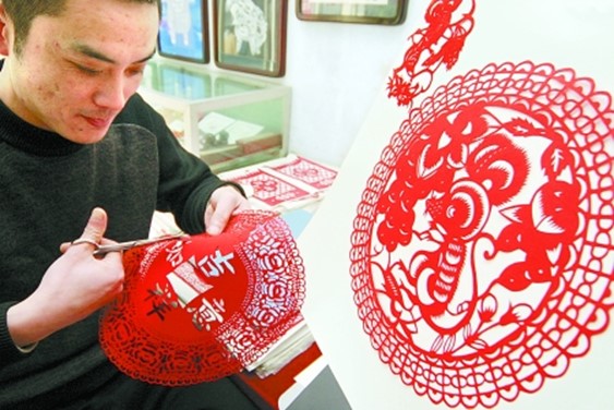 Древнее искусство вырезания из бумаги в Китае