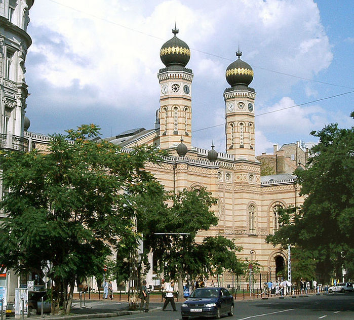 800px-Synagogue-Budapest (900x832, 141Kb)