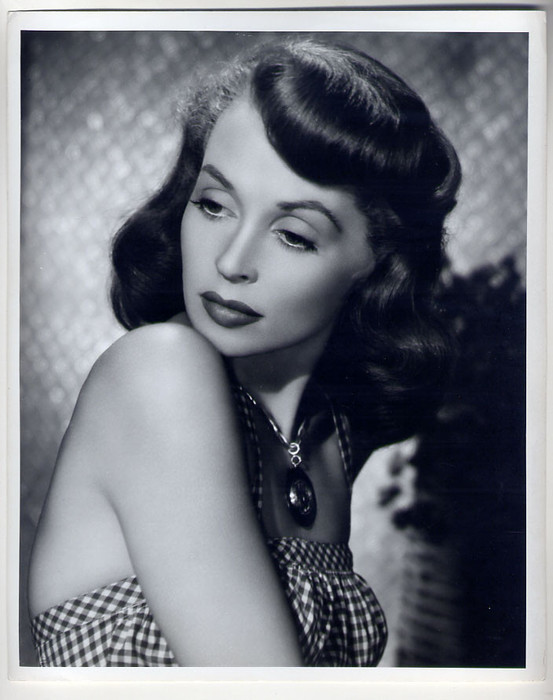 5316065_704_Lilli_Palmer_STYL_VB (553x700, 79Kb)