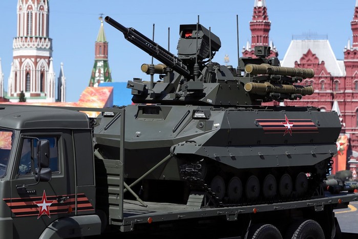 Возможности боевого робота танка Уран 9, сделанного в России