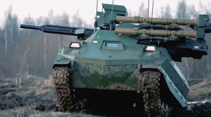 Возможности боевого робота танка Уран 9, сделанного в России