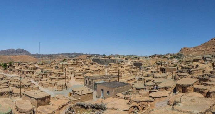 Иранская деревня Махуник: убежище гномов и лилипутов